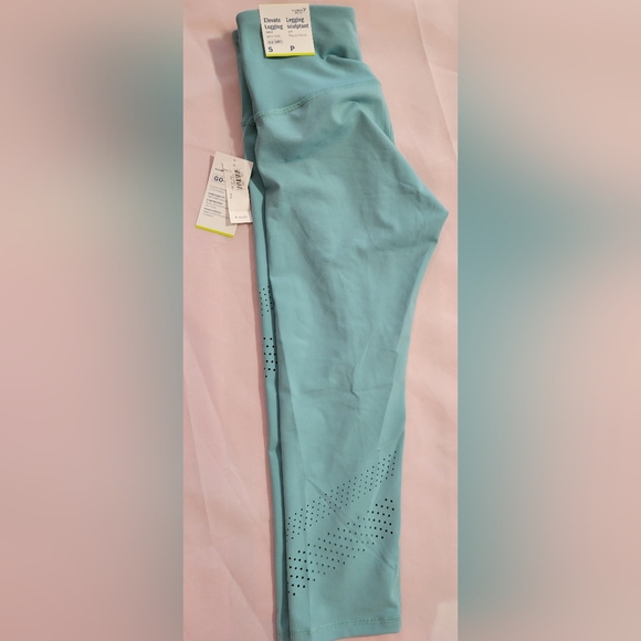 Old Navy crop leggings - Picture 1 of 3